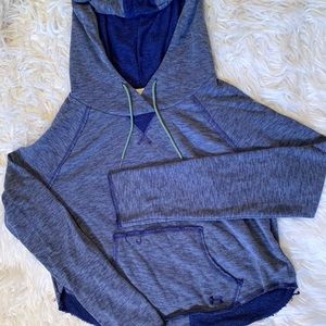 💙Cropped Under Armour Hoodie💙